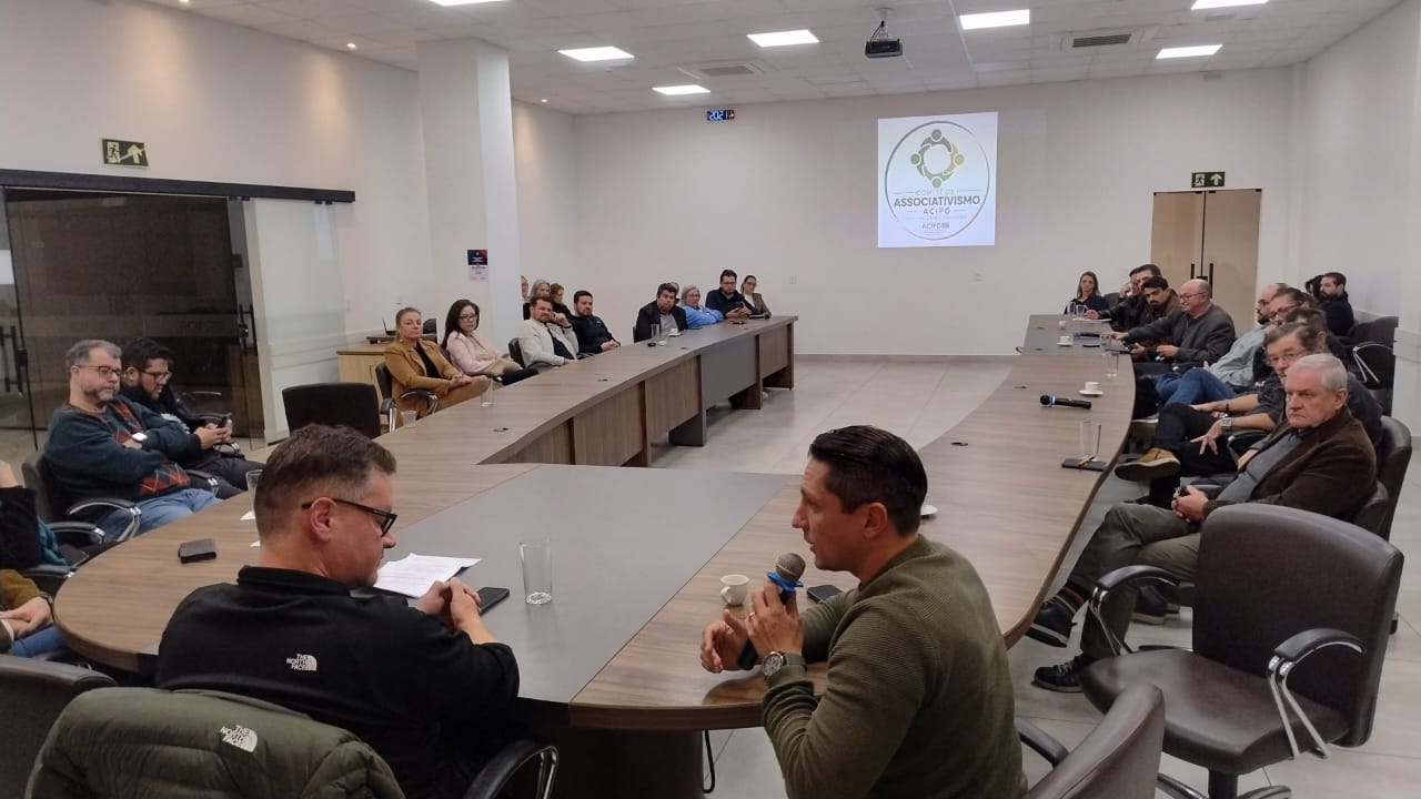 Sindirepa CG participa do lan&ccedil;amento do Comit&ecirc; de Associativismo da ACIPG