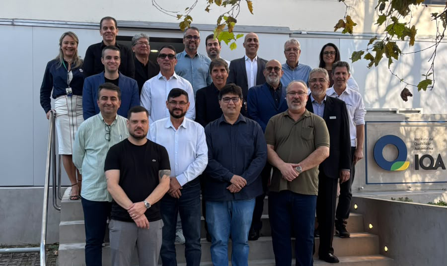 Presidente do Sindirepa Campos Gerais participa de encontro nacional sobre certifica&ccedil;&atilde;o e futuro da repara&ccedil;&atilde;o automotiva